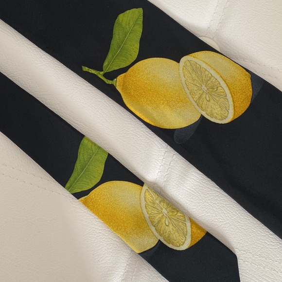 Hugo boss necktie - Picture 3 of 4